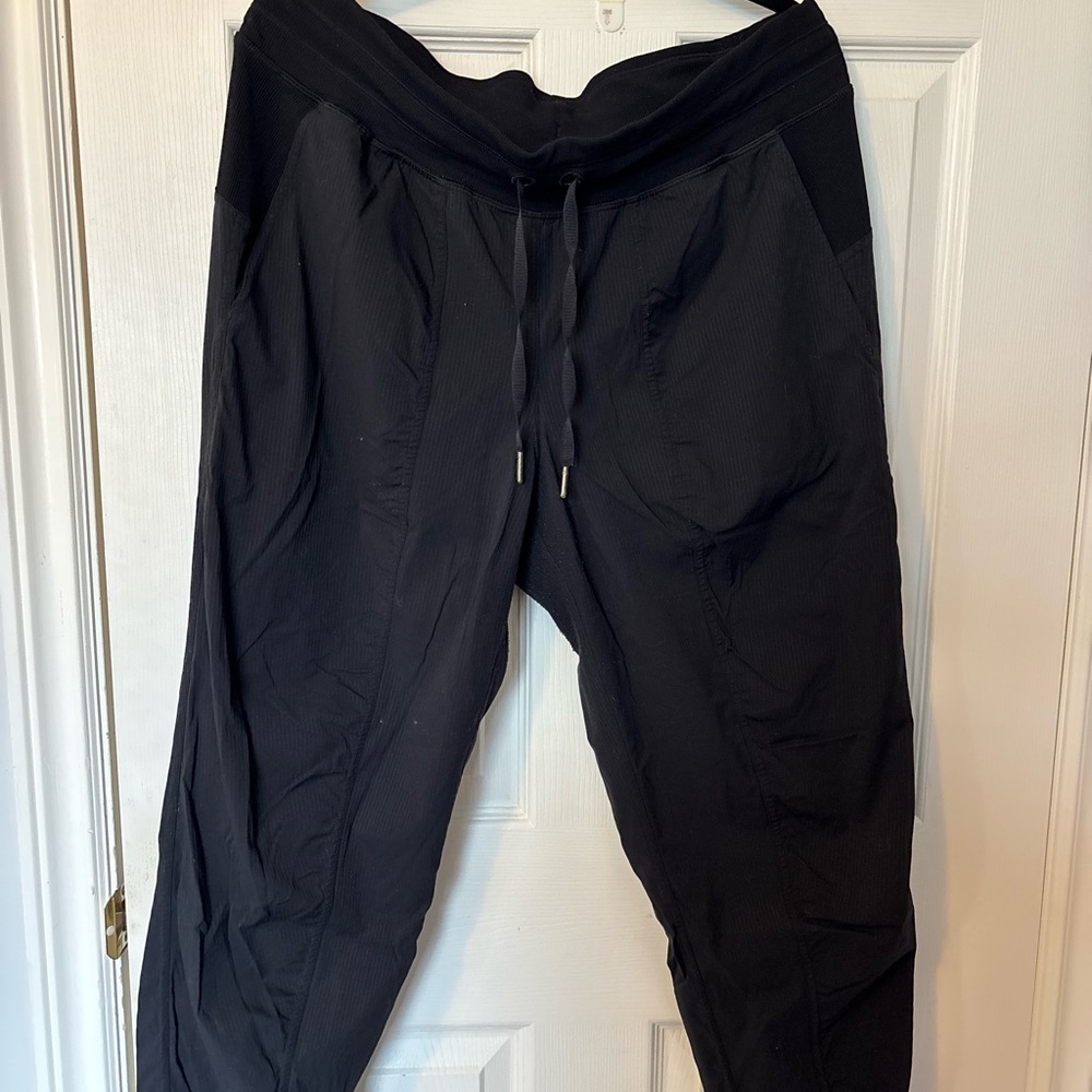 Authentic Lululemon Studio Pants with Cuff